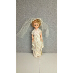 Vintage Allied Eastern Bride Doll Sleepy Eyes Polish Nails Bridesmaid AE 1406